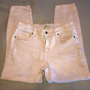 Gorgeous blush denim Skinny Straight LOFT jeans in size 10